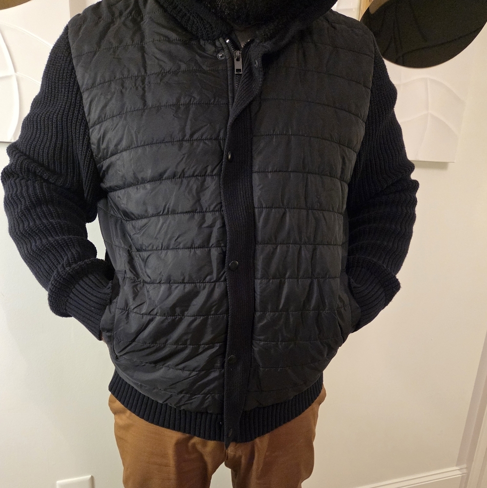 Mens Express Black Quilted Jacket with Knit Sleeves XL